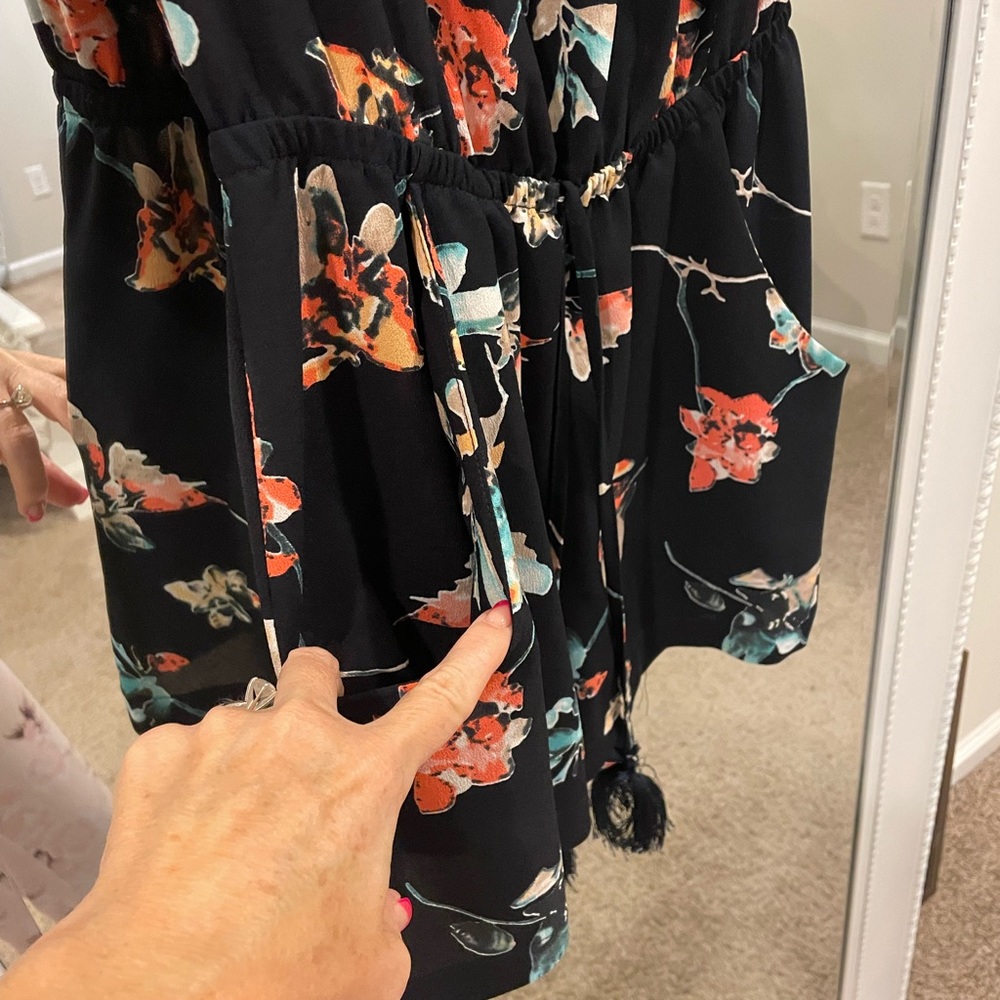 Spring Romper, size XS, so cute!! - Picture 3 of 4